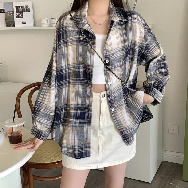 Black Flannel Shirt for Women Long Sleeve Collared Button-Up Tartan Plaid Shirt Jacket  Teen-girl Casual Everyday Outfit