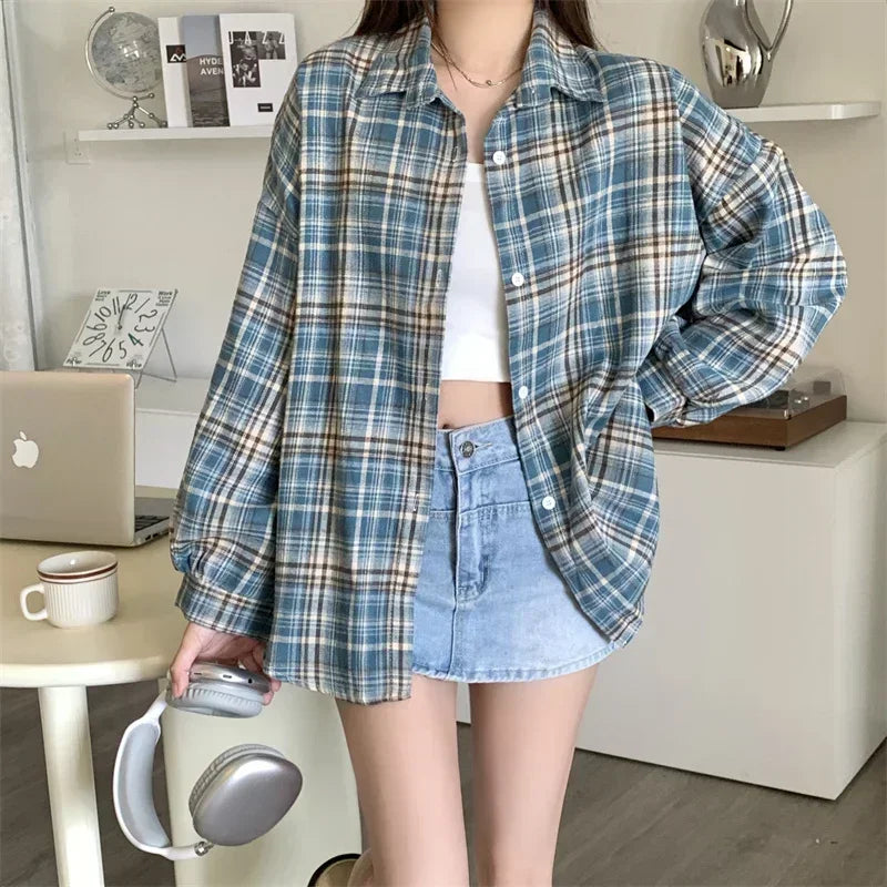 Black Flannel Shirt for Women Long Sleeve Collared Button-Up Tartan Plaid Shirt Jacket  Teen-girl Casual Everyday Outfit